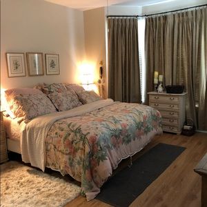 POTTERY BARN KING DUVET w/ MATELASSE  QUILT QUEEN